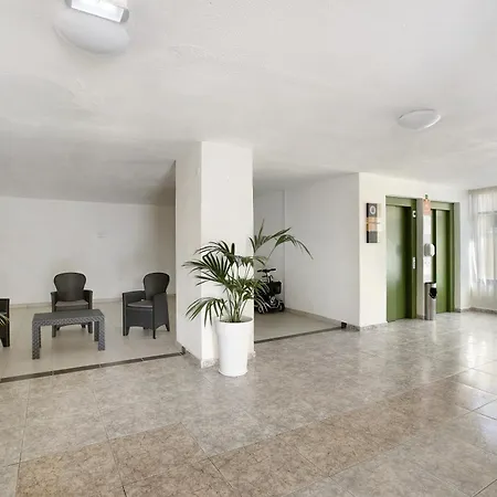 아파트 Estudio Torres Del Sol *